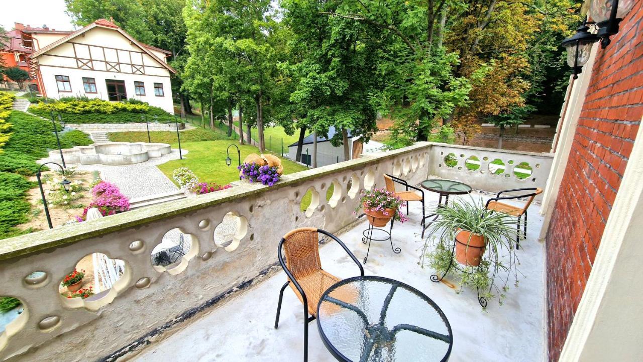 Hotel Charlotta Jedlina-Zdroj Εξωτερικό φωτογραφία