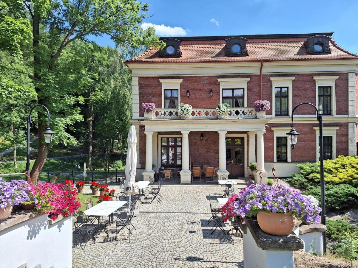 Hotel Charlotta Jedlina-Zdroj Εξωτερικό φωτογραφία
