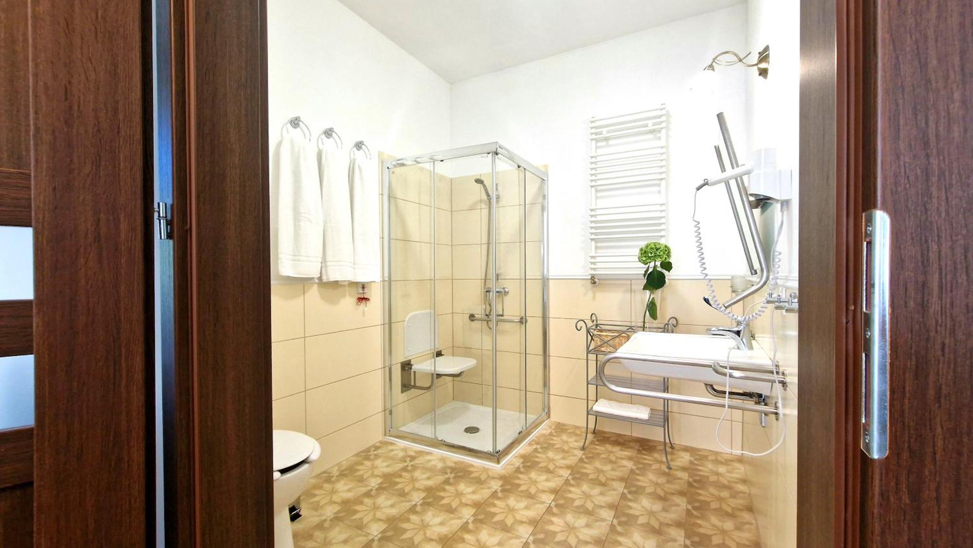 Hotel Charlotta Jedlina-Zdroj Εξωτερικό φωτογραφία