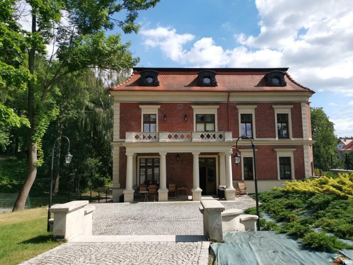 Hotel Charlotta Jedlina-Zdroj Εξωτερικό φωτογραφία